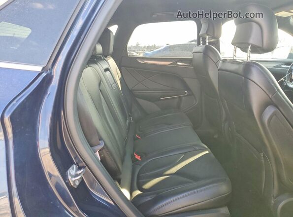 5LMCJ1C95HUL49792 2017 LINCOLN MKC Синий Вид задней части салона
