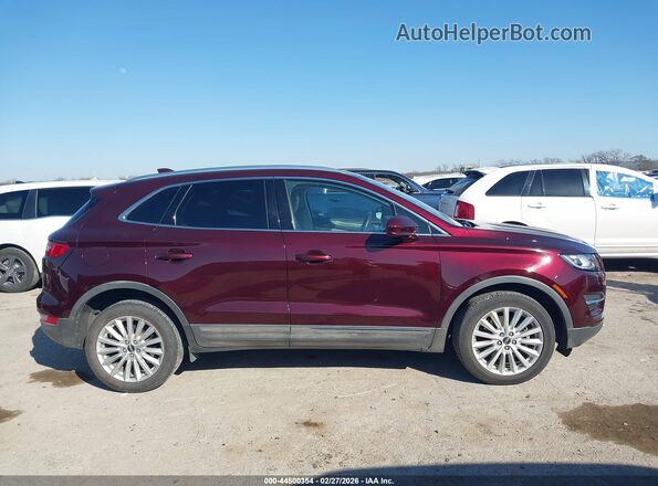 5LMCJ1C9XKUL22739 2019 LINCOLN MKC Темно-бордовый Вид задней части салона