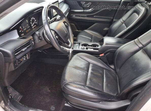 5LMCJ1D98MUL07352 2021 LINCOLN CORSAIR White Front interior view