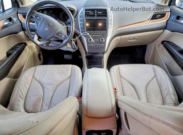 5LMCJ2C98HUL32796 2017 LINCOLN MKC Темно-бордовый Вид щитка приборов