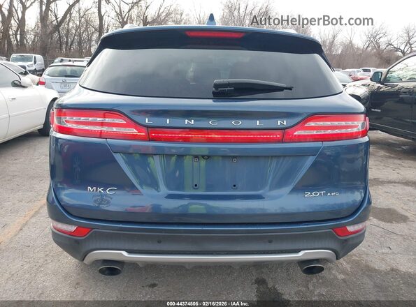 5LMCJ3D91JUL08768 2018 LINCOLN MKC Синий 