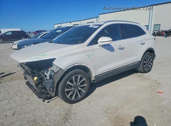 5LMCJ3D92KUL38198 2019 LINCOLN MKC Белый Передняя левая четверть