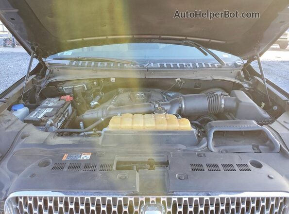5LMJJ2HT7JEL05469 2018 LINCOLN NAVIGATOR Черный Вид задней части салона