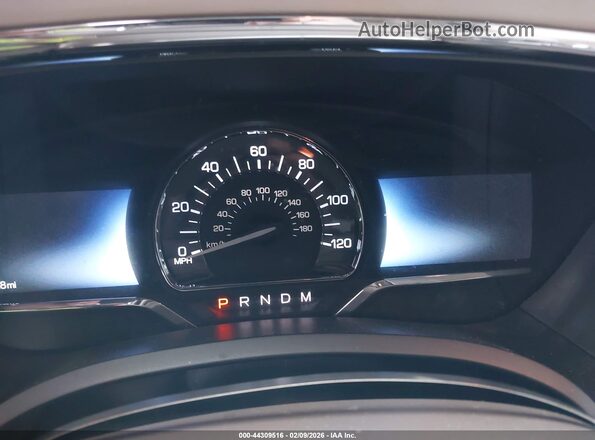 5LMJJ2JT8HEL07669 2017 LINCOLN NAVIGATOR Белый Вид задних сидений