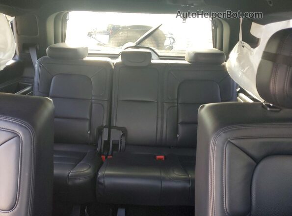 5LMJJ2KT1LEL16415 2020 LINCOLN NAVIGATOR Черный Вид задних сидений