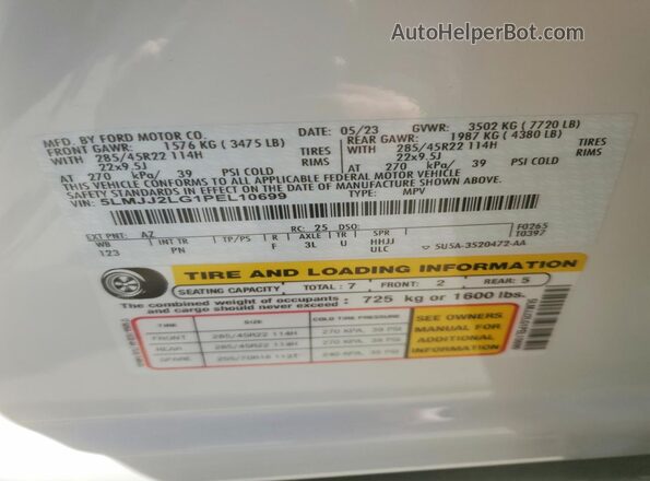 5LMJJ2LG1PEL10699 2023 LINCOLN NAVIGATOR Белый Вид наклейки с VIN-кодом