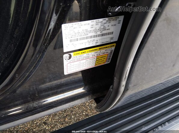5LMJJ2LG1SEL03809 2025 LINCOLN NAVIGATOR Черный Вид подкапотного пространства