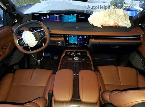 5LMJJ2LG1SEL13191 2025 LINCOLN NAVIGATOR Белый Вид панели приборов
