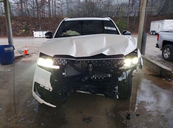 5LMJJ2LG1SEL13191 2025 LINCOLN NAVIGATOR Белый Вид спереди