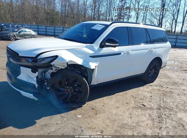 5LMJJ2LG5SEL00959 2025 LINCOLN NAVIGATOR Белый Передняя левая четверть