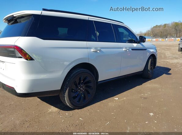 5LMJJ2LG5SEL00959 2025 LINCOLN NAVIGATOR Белый Задняя правая четверть