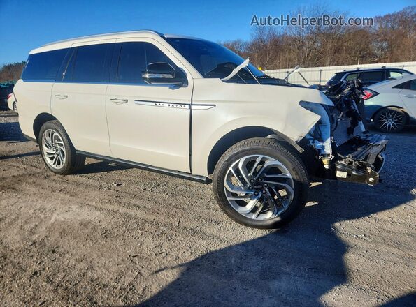 5LMJJ2LG5SEL08611 2025 LINCOLN NAVIGATOR White Delantero derecho