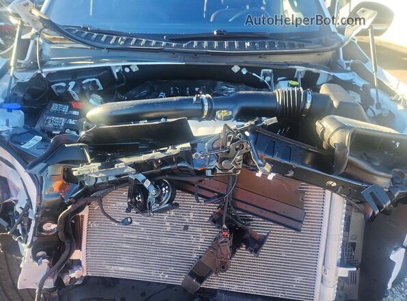 5LMJJ2LG5SEL08611 2025 LINCOLN NAVIGATOR White Vista del compartimento del motor