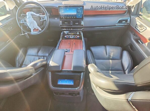 5LMJJ2LG6REL02715 2024 LINCOLN NAVIGATOR Black Вид панелі приладів