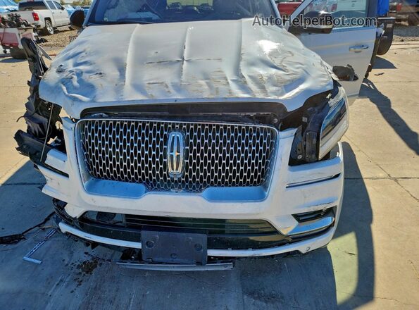 5LMJJ2LT0KEL17455 2019 LINCOLN NAVIGATOR Белый Вид подкапотного пространства