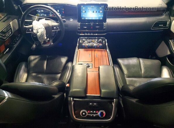 5LMJJ2LT3LEL08220 2020 LINCOLN NAVIGATOR Black Widok deski rozdzielczej