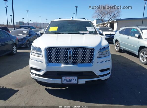 5LMJJ2LT3LEL21274 2020 LINCOLN NAVIGATOR White Widok wnętrza z tyłu