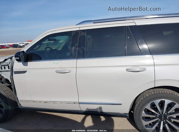 5LMJJ2LT6NEL05024 2022 LINCOLN NAVIGATOR Белый 