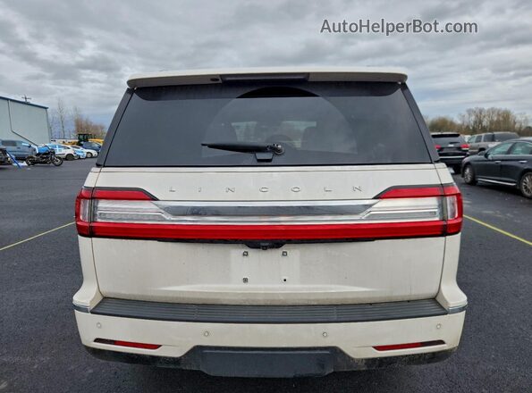 5LMJJ2LT7JEL13238 2018 LINCOLN NAVIGATOR Белый Вид сзади