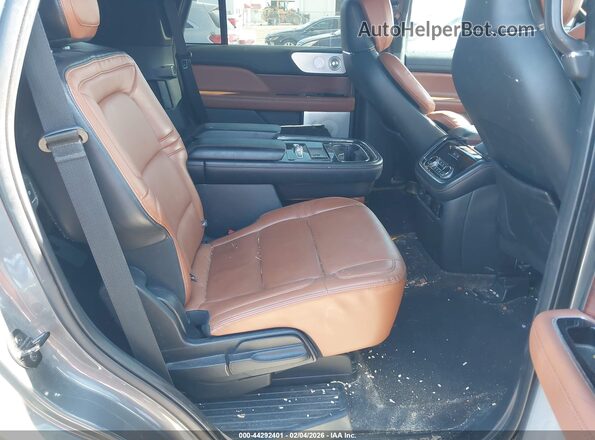 5LMJJ2LT7MEL06214 2021 LINCOLN NAVIGATOR Серебряный Вид наклейки с VIN-кодом