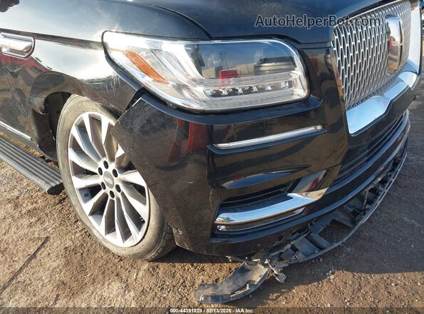5LMJJ2LTXLEL12149 2020 LINCOLN NAVIGATOR Черный Вид спереди