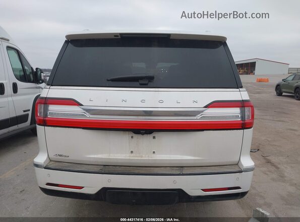 5LMJJ3LT2KEL00677 2019 LINCOLN NAVIGATOR L White 