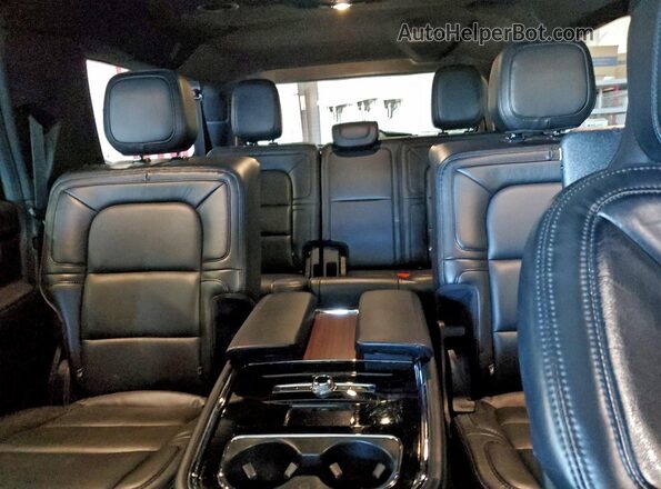 5LMJJ3LT9MEL00906 2021 LINCOLN NAVIGATOR Черный Вид задних сидений
