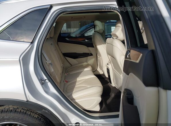 5LMTJ3DH7GUJ15735 2016 LINCOLN MKC White Widok naklejki z numerem VIN