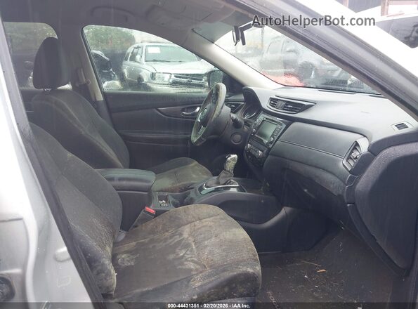 5N1AT2MT0JC713553 2018 NISSAN ROGUE Silver Vista interior delantera