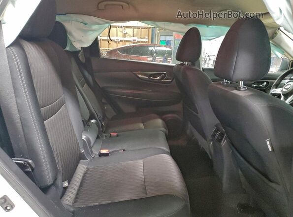 5N1AT2MT3HC815875 2017 NISSAN ROGUE Белый Вид задней части салона