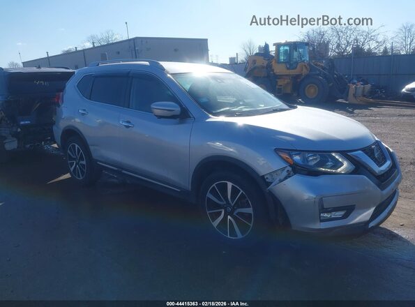 5N1AT2MV2LC727085 2020 NISSAN ROGUE Silver Delantero derecho
