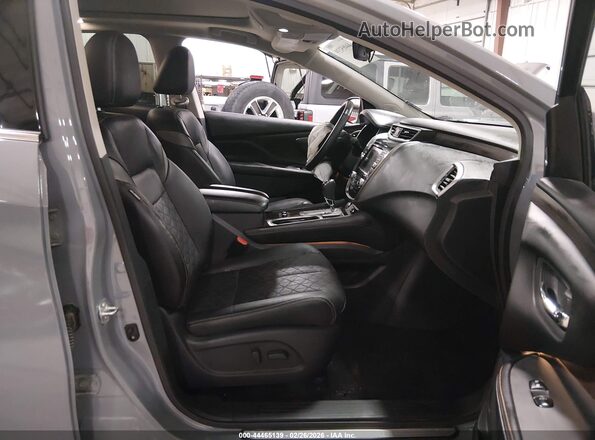 5N1AZ2DS2RC112632 2024 NISSAN MURANO Gray Front interior view