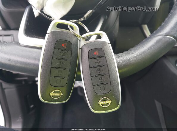 5N1BT3BA4RC733280 2024 NISSAN ROGUE Белый Вид панели приборов