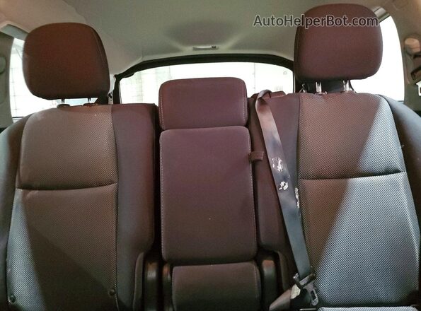 5N1DR2MM2JC602748 2018 NISSAN PATHFINDER Black Widok tylnych siedzeń