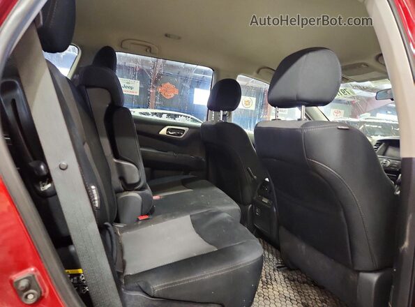 5N1DR2MM2JC665557 2018 NISSAN PATHFINDER Красный Вид задней части салона