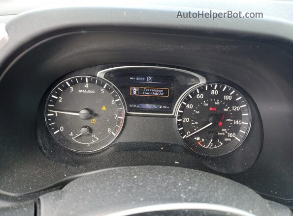 5N1DR2MM5JC665052 2018 NISSAN PATHFINDER Silver Սարքավորումների վահանակի տեսք
