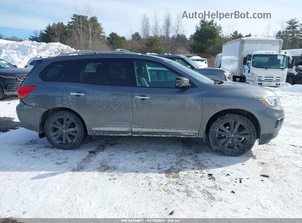 5N1DR2MM7HC908841 2017 NISSAN PATHFINDER Silver 360 interior view