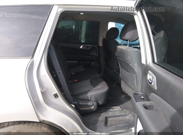5N1DR2MN5HC608577 2017 NISSAN PATHFINDER Silver VIN կոդի պիտակի տեսք