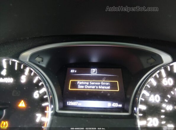 5N1DR2MN5HC608577 2017 NISSAN PATHFINDER Silver 