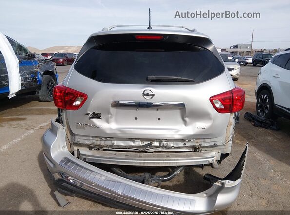 5N1DR2MN5HC608577 2017 NISSAN PATHFINDER Silver 