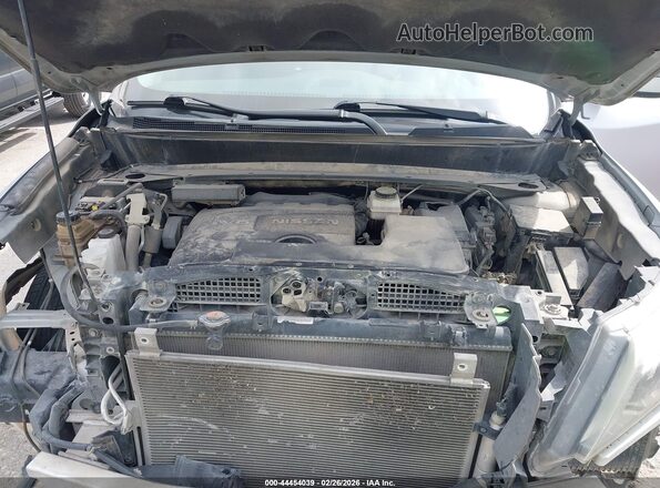 5N1DR2MN6JC629072 2018 NISSAN PATHFINDER Silver Vista trasera