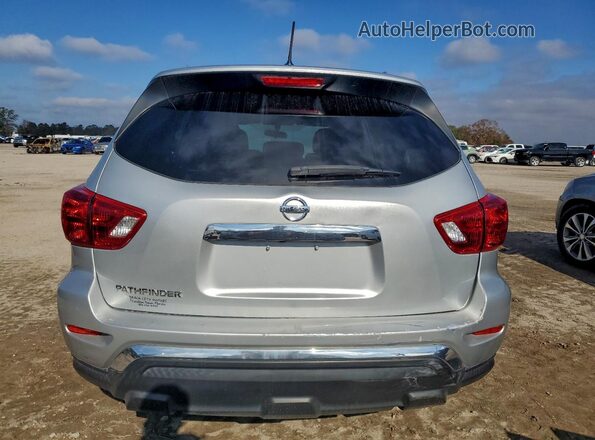 5N1DR2MN8HC670846 2017 NISSAN PATHFINDER Серебряный Вид сзади