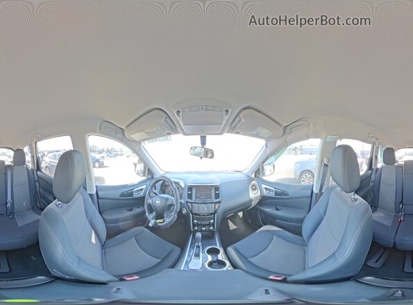 5N1DR2MN8HC670846 2017 NISSAN PATHFINDER Серебряный Панорамный вид салона 360°