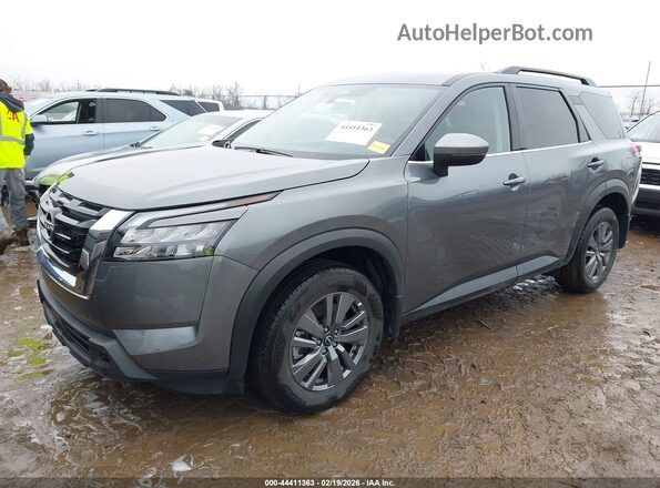 5N1DR3BC3SC292501 2025 NISSAN PATHFINDER Серый Передняя левая четверть
