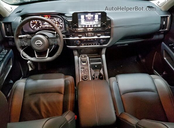 5N1DR3CD2SC258931 2025 NISSAN PATHFINDER Black Vista del salpicadero
