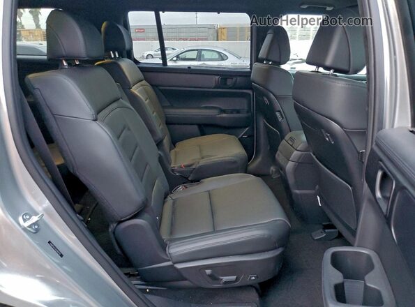 5NMP54G11SH060720 2025 HYUNDAI SANTA FE CALLIGRAPHY Серебряный Вид задней части салона