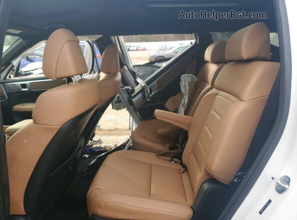 5NMP5DG14TH084625 2026 HYUNDAI SANTA FE CALLIGRAPHY Белый Вид задней части салона