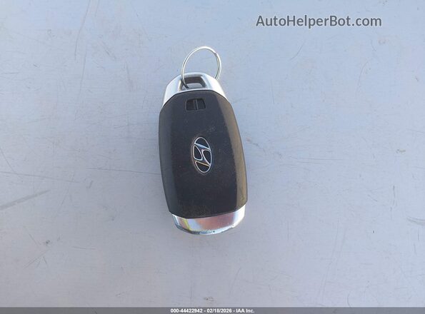 5NMS33AD9KH057674 2019 HYUNDAI SANTA FE Синий Вид панели приборов