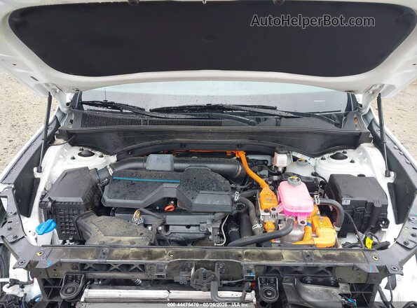 5NMS5DA10PH016511 2023 HYUNDAI SANTA FE HYBRID White Widok z tyłu