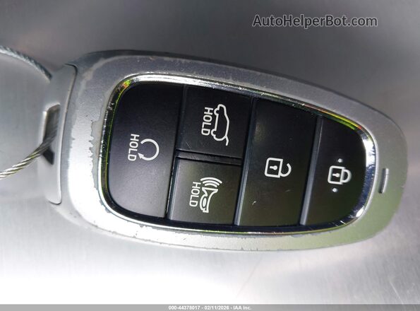 5NMS6DAJ4PH500422 2023 HYUNDAI SANTA FE Silver Widok deski rozdzielczej